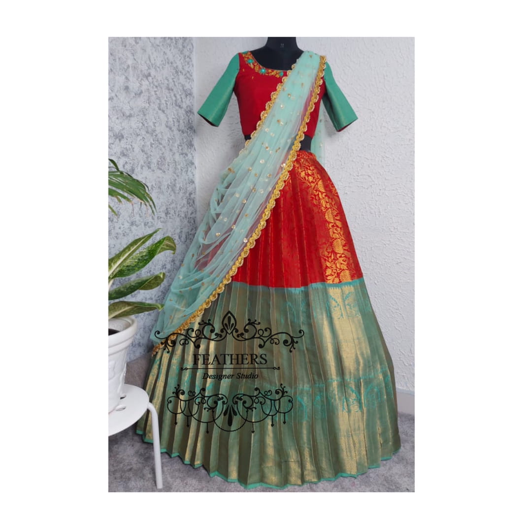 FB0018-TraditionalHalfSarees - Feathers Boutique